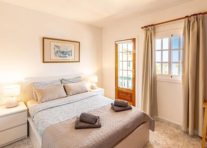 Ocean View Penthouse By Dream Homes Tenerife * Puerto de Santiago (Tenerife)